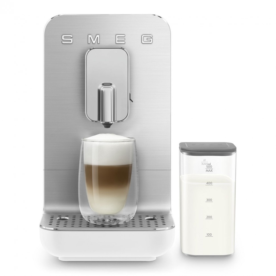 Автоматическая кофемашина с молочной системой Smeg Белый матовый BCC13WHMEU