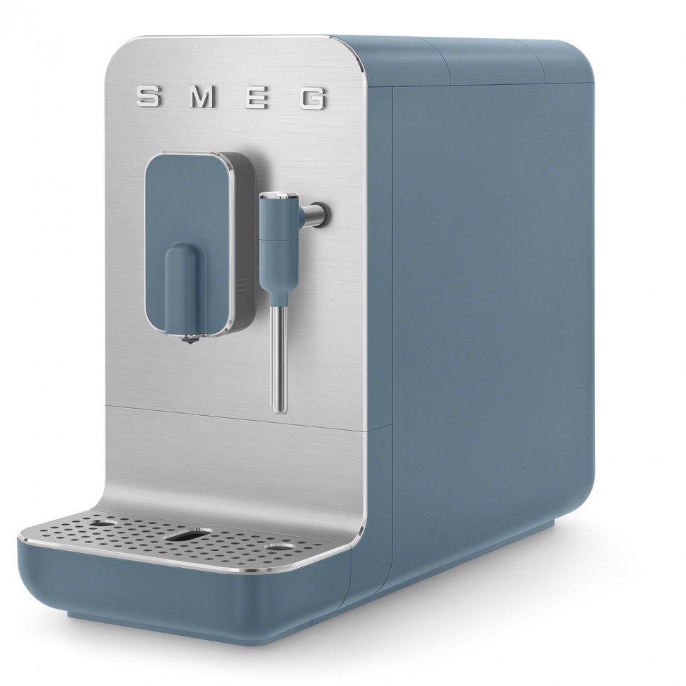 Автоматическая кофемашина с капучинатором Smeg Синий шторм матовый BCC12SBMEU